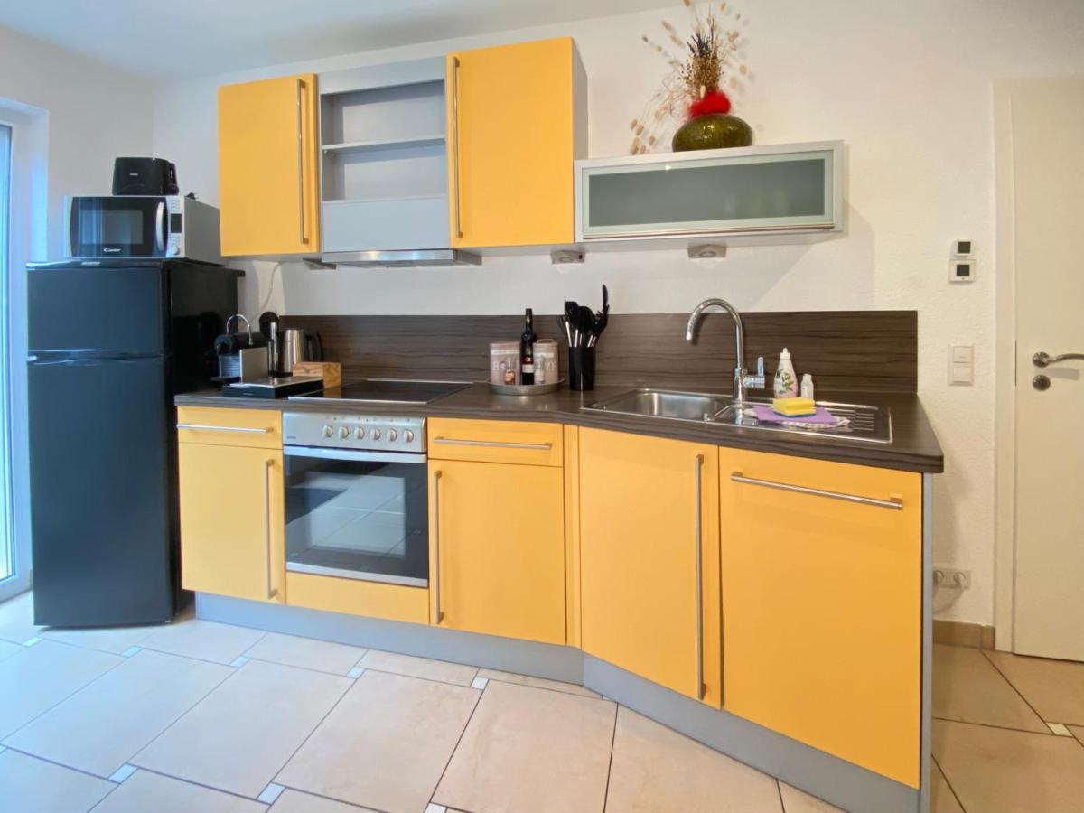 2 Zimmer Apartment, 70 Qm, Max 4 Pers, Private Terasse, 2 Parkplaetze, Internet 250 Mbit Gärtringen Exterior foto