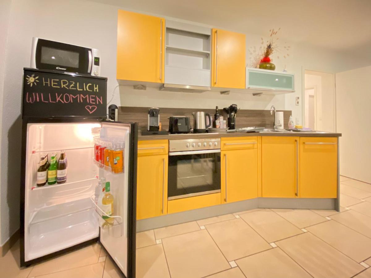 2 Zimmer Apartment, 70 Qm, Max 4 Pers, Private Terasse, 2 Parkplaetze, Internet 250 Mbit Gärtringen Exterior foto
